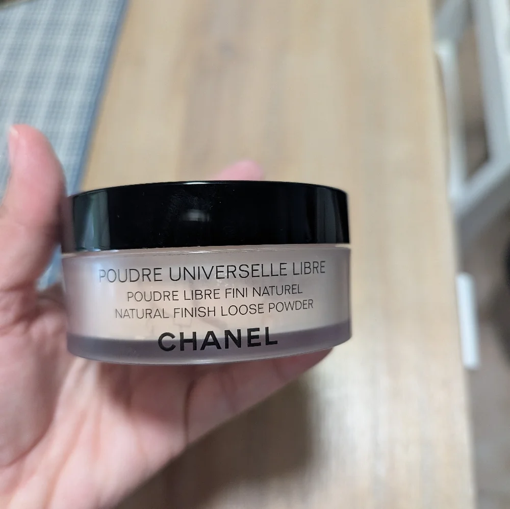 Chanel Natural Finish Loose Powder